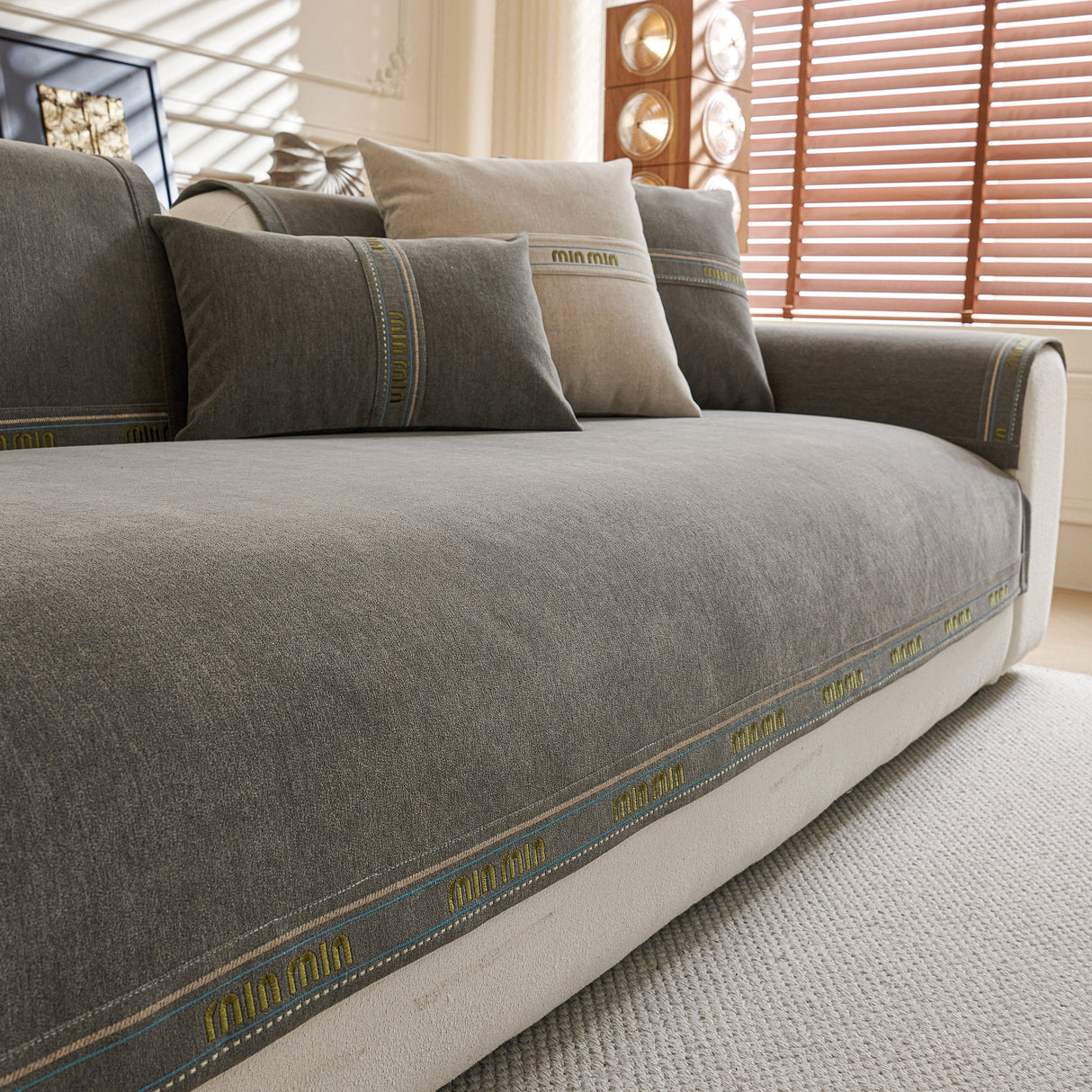 Chenille Sofa Cover Pet Mat, Non-Slip Couch Protector for Sectional & L-Shaped Sofas