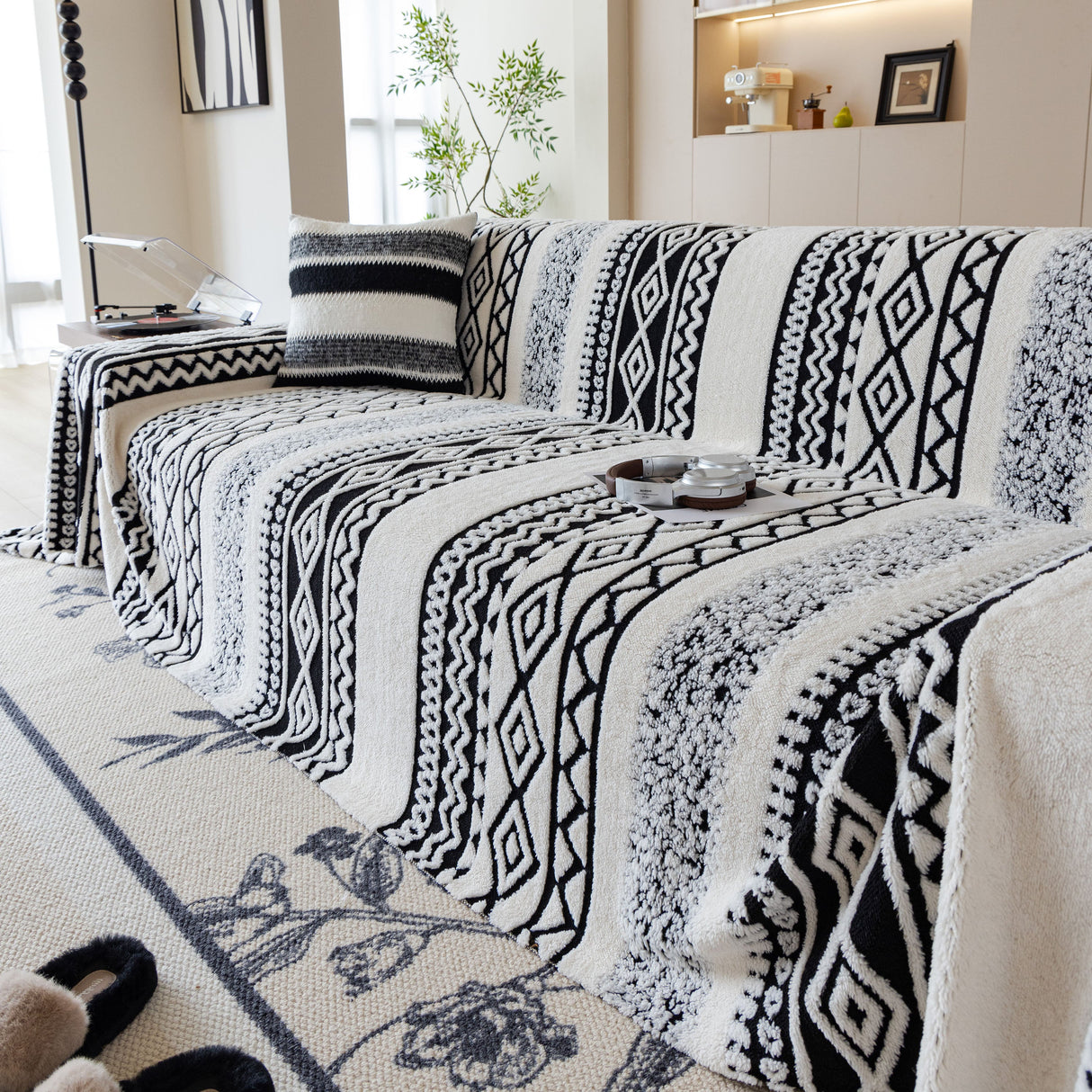 Bohemian Tufted Sofa Cover, Plush Flannel Throw Blanket with 3D Woven Aztec Stripes