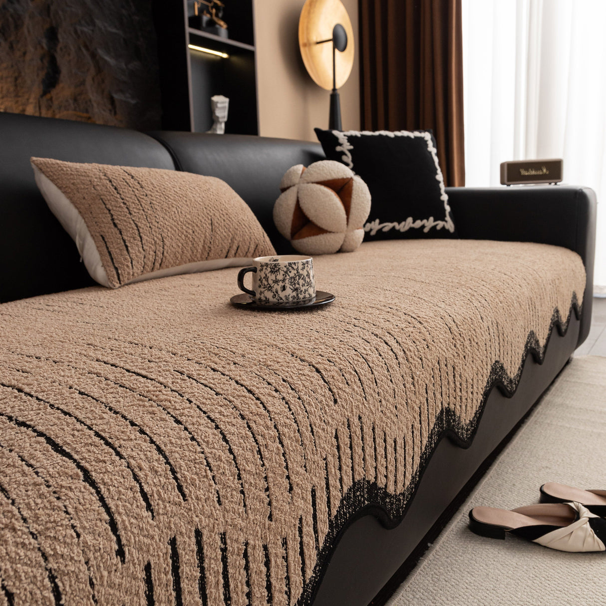 Textured Sofa Seat Cover with Wave Edge – Non-Slip, Washable Couch Throw Protector