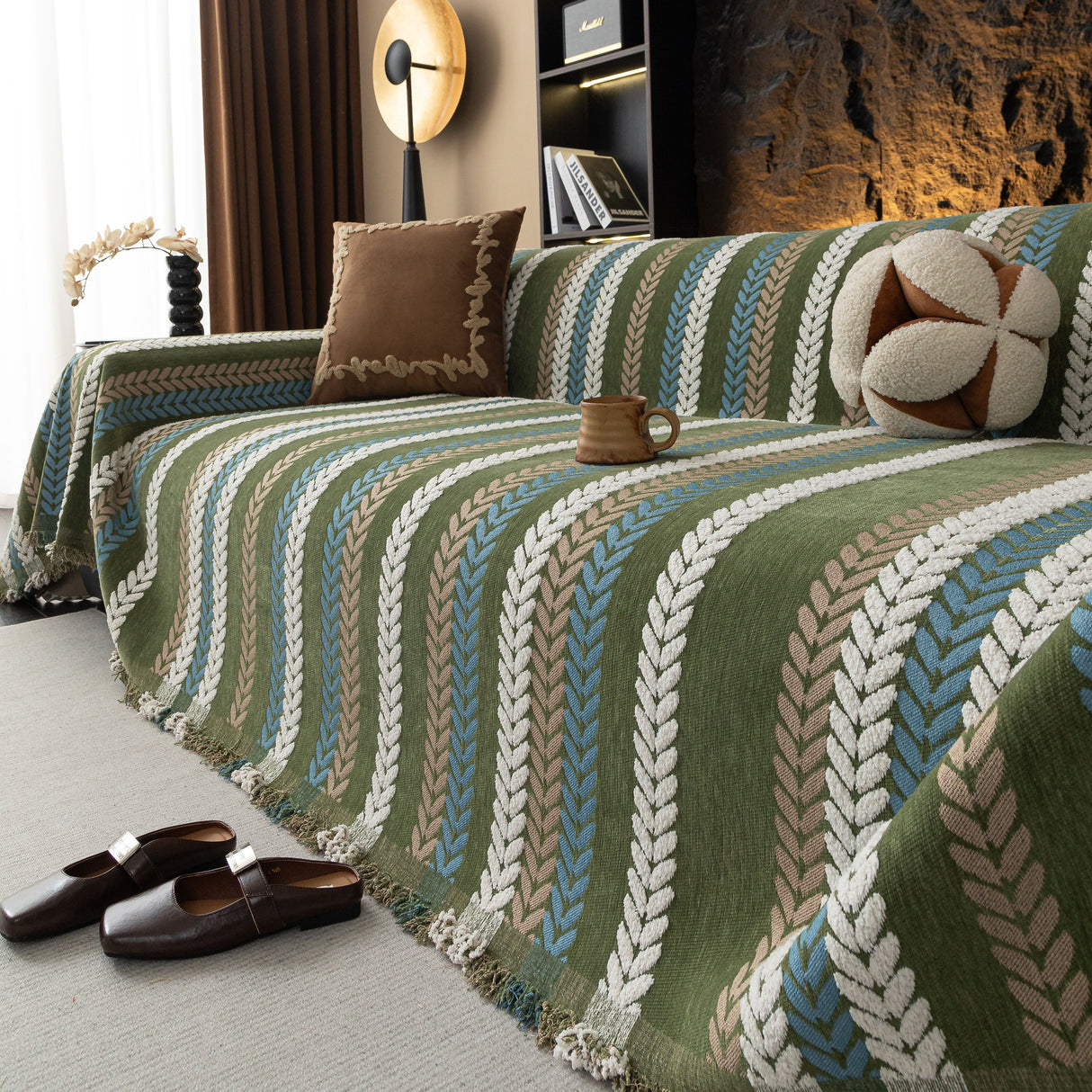 Cozy Decorative Throw Blanket for Couches, Boho Plush Woven Sofa Cover with Stripes