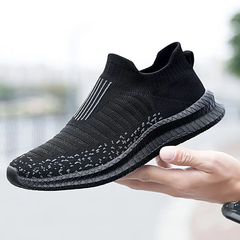 Lightweight and Breathable Men s Running Shoes