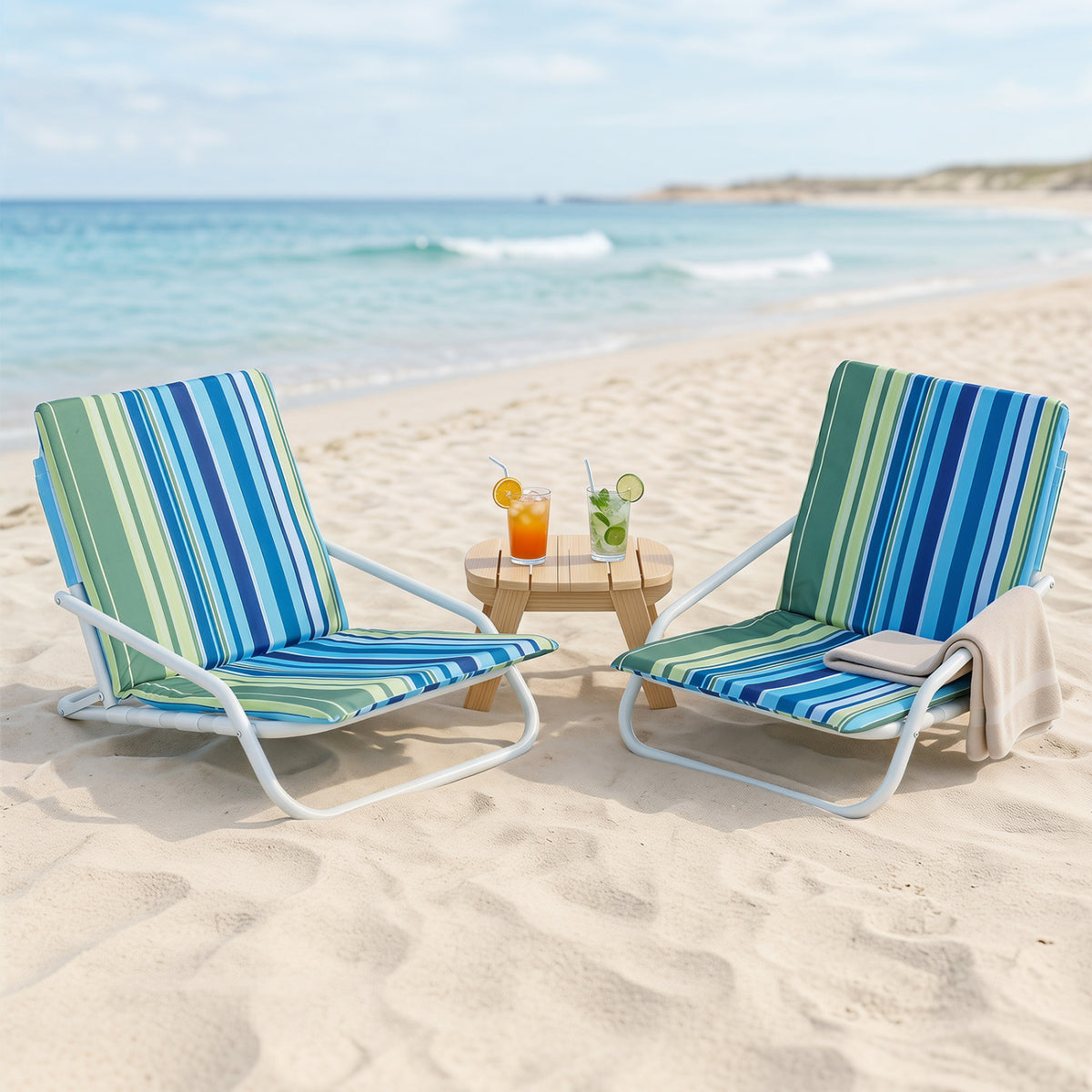 Set of 2 Folding Beach Chairs with Sponge Padded Seat for Camping-Color