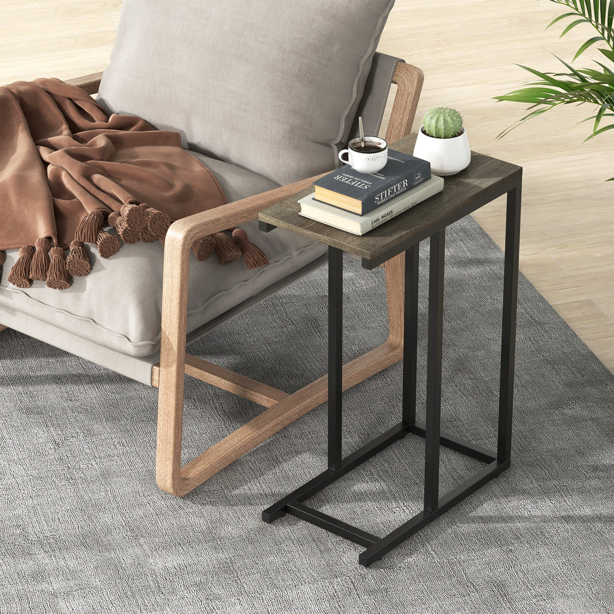 C-shaped Side Table with Heavy-duty Metal Frame-Oak