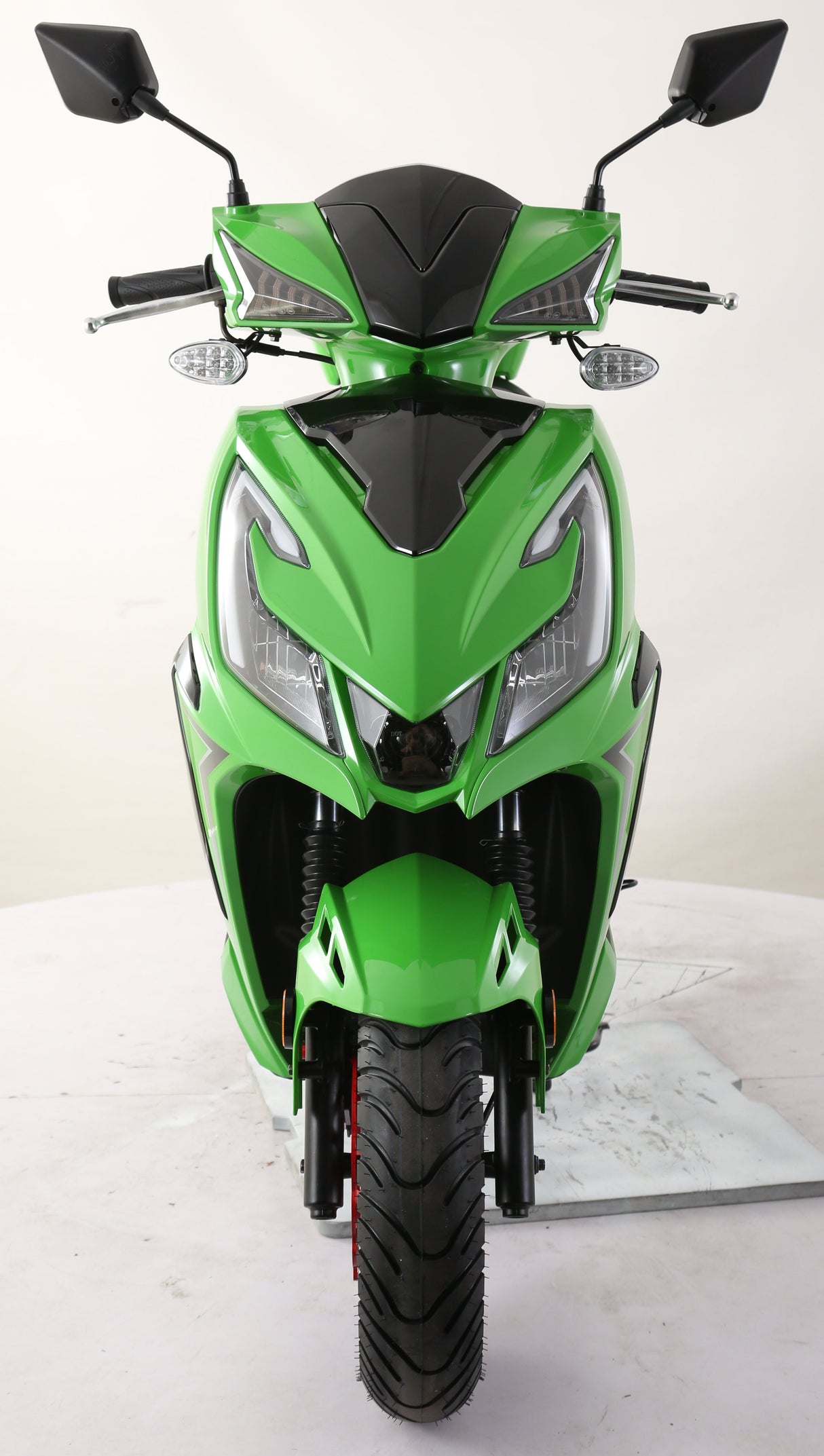 TrailMaster Trophy 50cc Street Scooter, Ships Fully Assembled