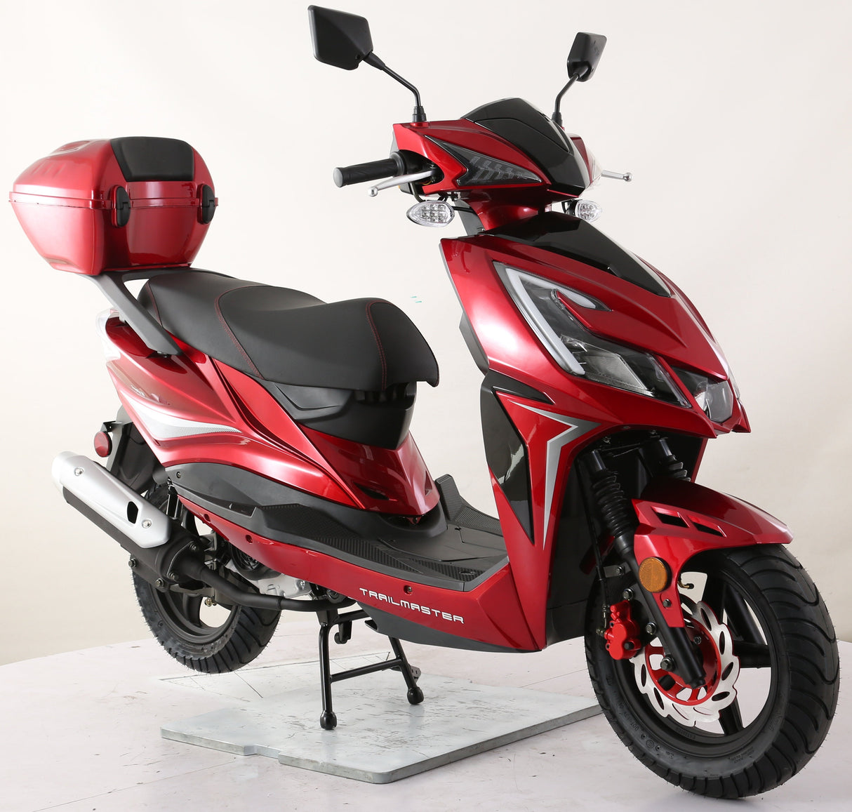 TrailMaster Trophy 150cc Street Scooter