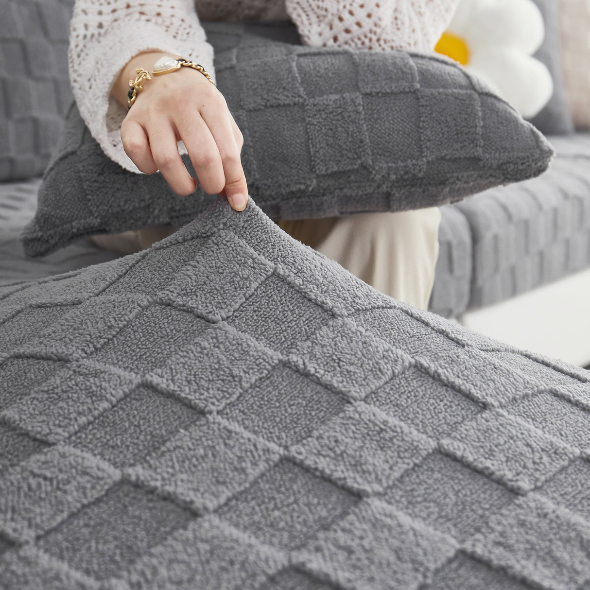 Stretchable Cotton Velvet Sofa Cover Furniture Covers for Pets Slipcovers and Couch Cushion Covers