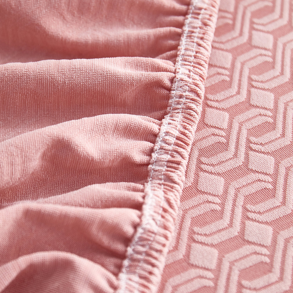 Growth Rings Jacquard Fleece Fabric Stretch Cushion Cover, Non-Slip Furniture Protector for Kids, Couch Cushion Covers