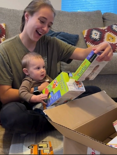 0-6 MONTHS INFANT PLAY PACK - WELCOME TO THE WORLD