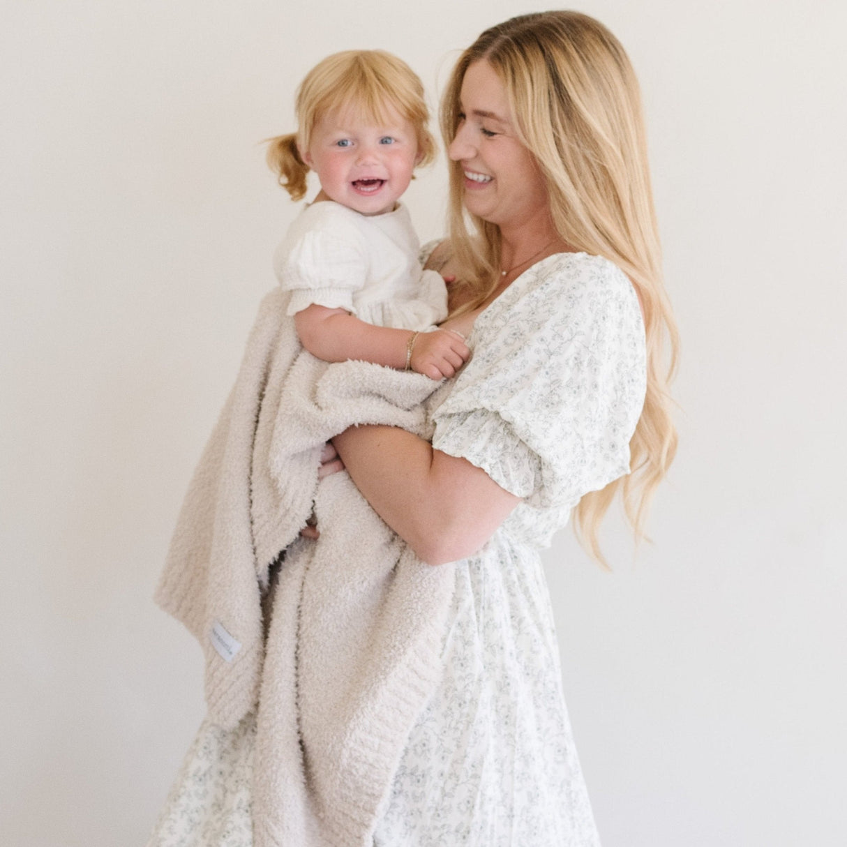 Bamboni® Receiving Blanket 30" x 40" Bamboo Rayon Blend