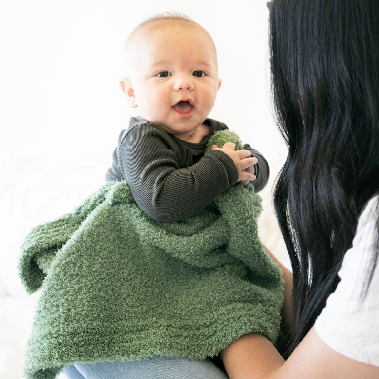 Bamboni® Receiving Blanket 30" x 40" Bamboo Rayon Blend