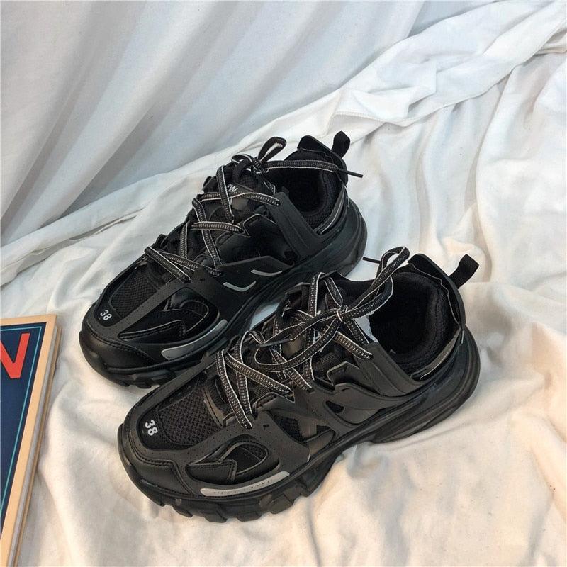 Black Womens Breathable Sneakers Spring Mesh Sneakers Woman Elegant Casual Sneakers Outdoor Sport Summer Couple Cushion Flats Running Womens Sneakers