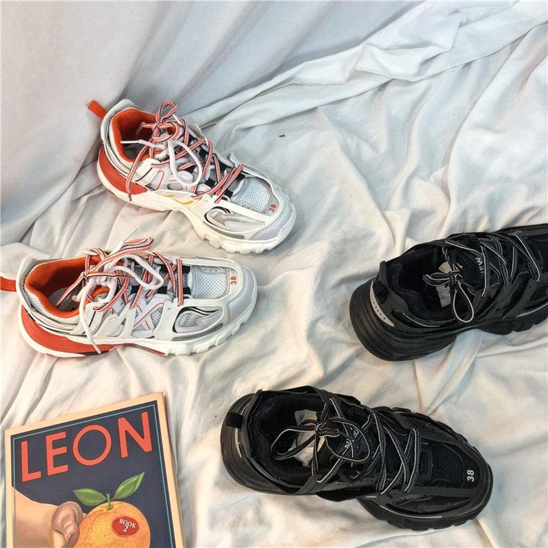 Black Womens Breathable Sneakers Spring Mesh Sneakers Woman Elegant Casual Sneakers Outdoor Sport Summer Couple Cushion Flats Running Womens Sneakers