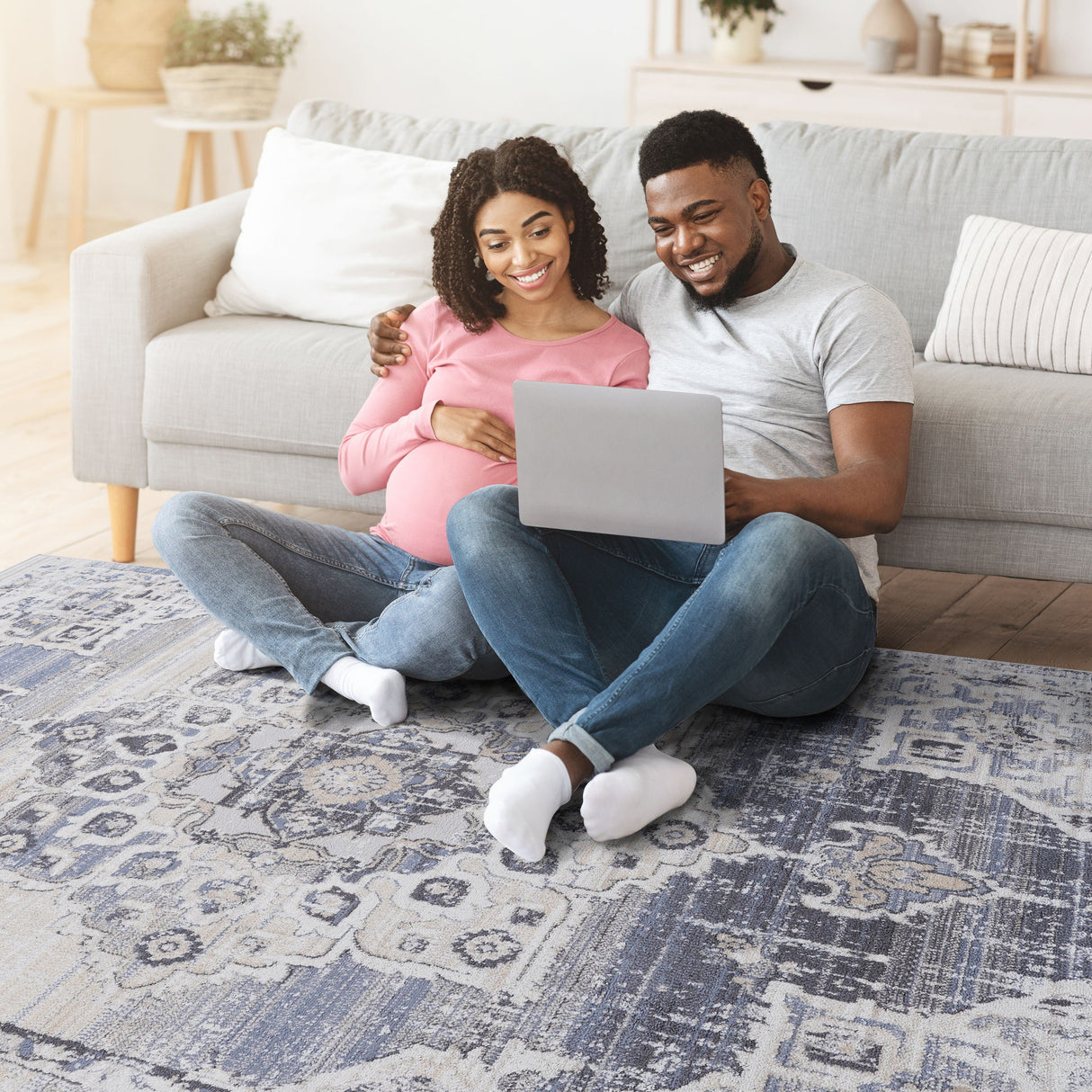 Payas - Medallion Area Rug by Couch.com