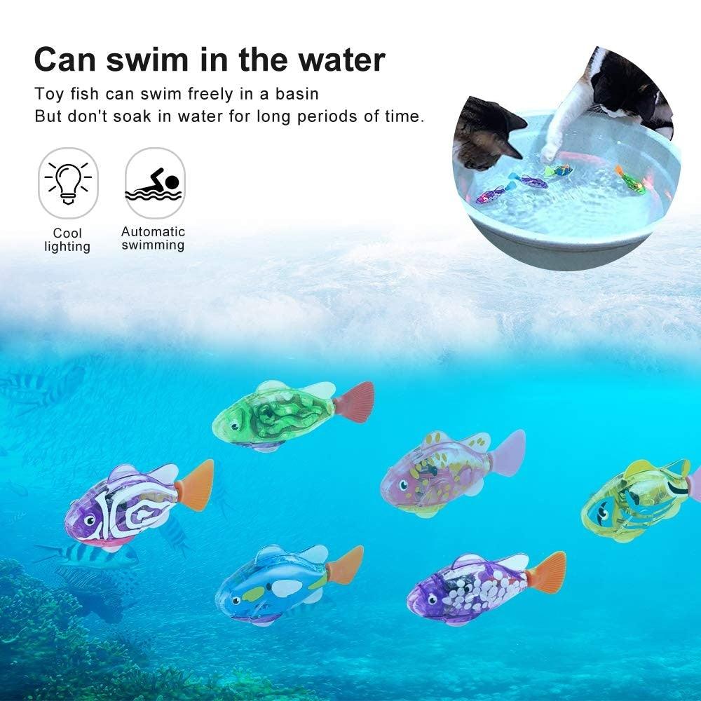 Cat Interactive Electric Fish Toy Water Cat Toy for Indoor Play Swimming Robot Fish Toy for Cat and Dog with LED Light Pet Toys New Bath Toys Interactive Plastic Fish Toys Electronic Cat Toy Gift to Stimulate Your Pet's Hunter Instincts