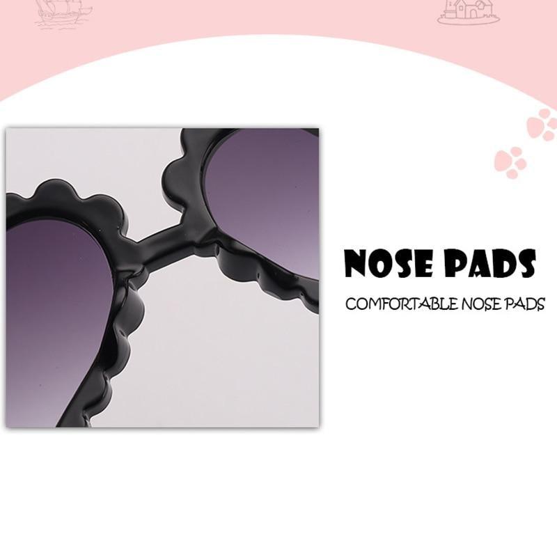 Classic Children's Fashionable Cute Heart-Shaped Sunglasses Designer Personalized Flower Love Baby Sunglasses Block 90% Of UVB and UVA Rays over sized heart shaped sunglasses