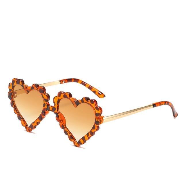 Classic Children's Fashionable Cute Heart-Shaped Sunglasses Designer Personalized Flower Love Baby Sunglasses Block 90% Of UVB and UVA Rays over sized heart shaped sunglasses