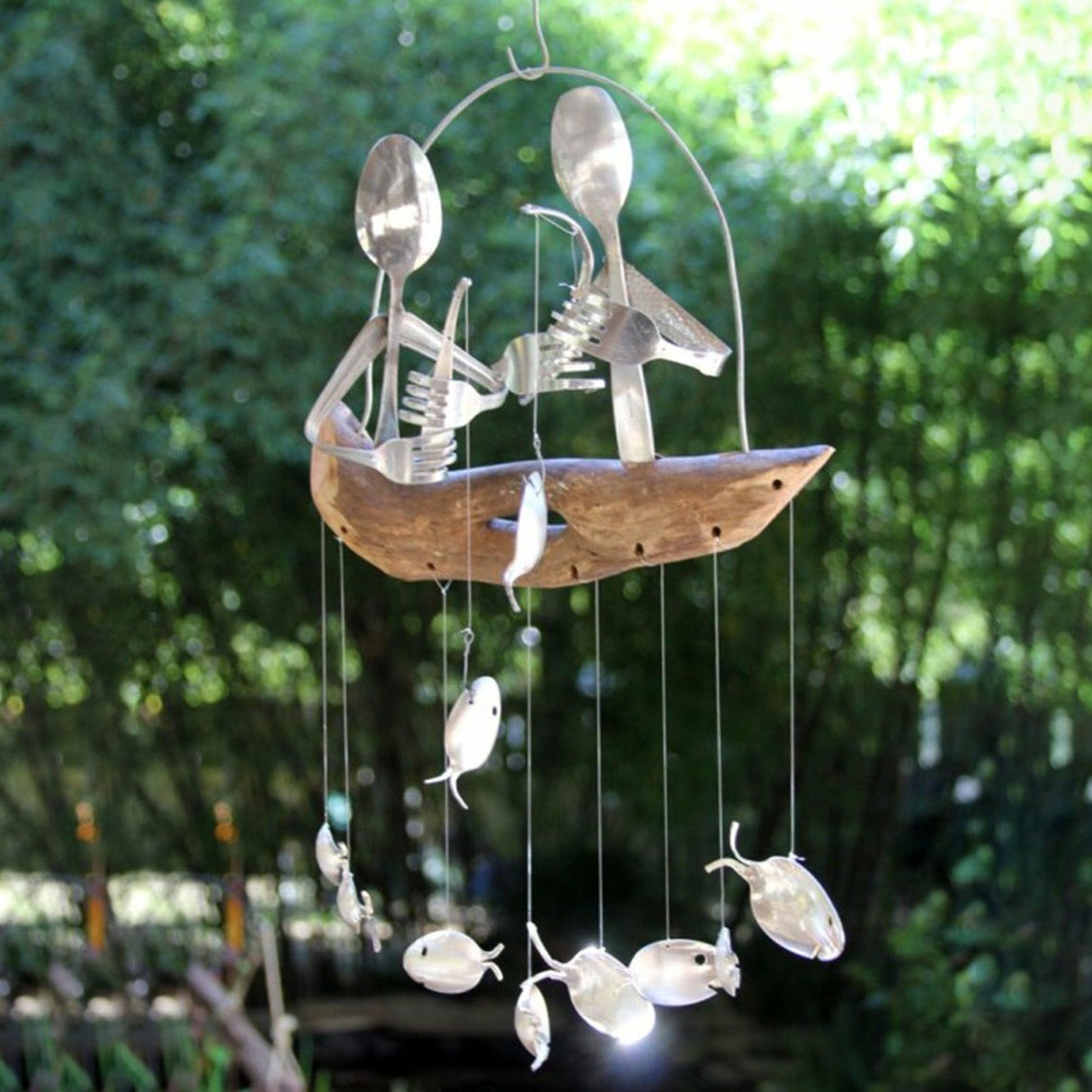 Creative Fishing Man Spoon Fish Sculptures Wind Chime Home Bedroom Painted Fish Mobile Tropical Fish Home Decor Yard Garden Hanging Ornament Decoration