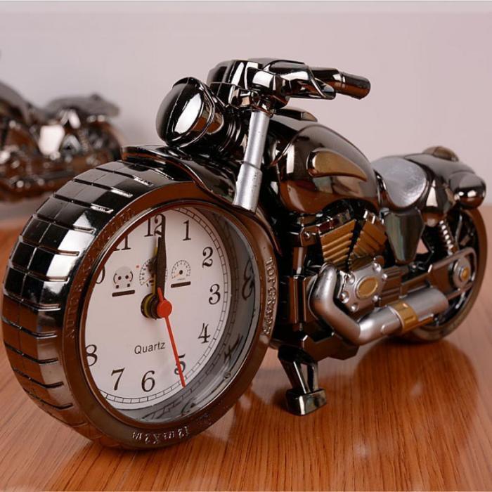 Creative Motorcycle Motorbike Pattern Non Ticking Analog Alarm Clock Alarm Clock Desk Clock Creative Home Birthday Gift Cool Clock