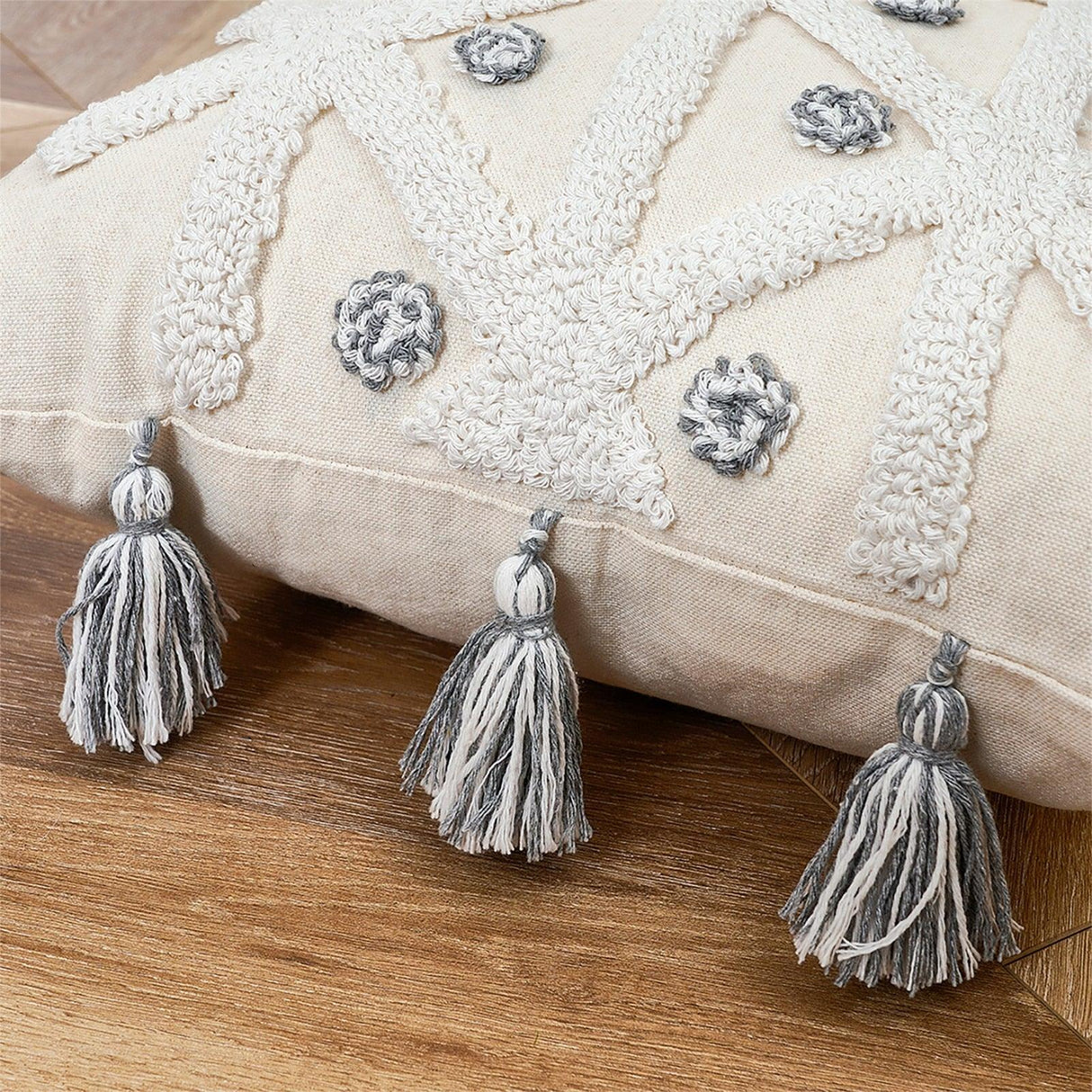 Cushion Cover Cotton Linen Pillowcase Tufted Beige Decorative Fashionable Cotton Hand-Woven Throw Pillow Covers Tufted Pillow Covers Bedroom Throw Pillow Cushion For Bed Home
