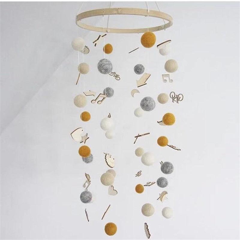 Cute Wool Ball Wind Chimes Newborn Baby Bed Bell Dream Catcher String Pendant Kids Room Decoration Wooden Wind Chime Bed Bell Nursery Crib Bed Bell Baby Bedroom Ceiling Wooden Beads Wind Chime Wall Hanging Ornament