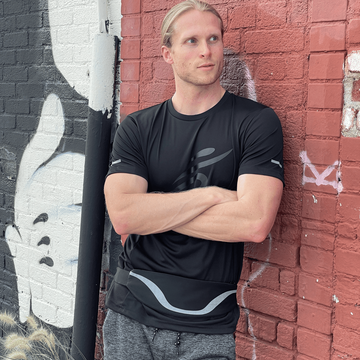 Water-resistant Sport Waist Pack Running Belt with Reflective Strip