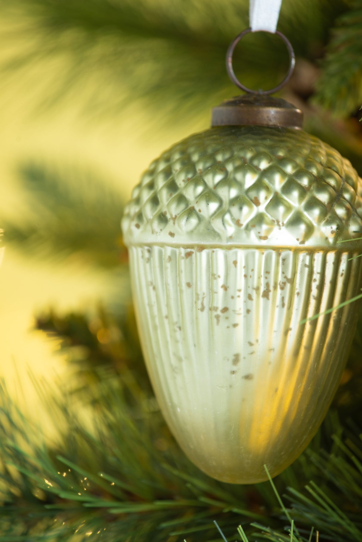 Tear Drop Ornament, Decorative Hanging Christmas Tree Ornaments For Holiday Party Decorations (Set of 12) by Couch.com