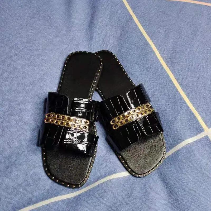 Elegant Black Women Chain Flip Flops Luxury Design Sandal Women Outdoor Slippers Casual Style Sandals
