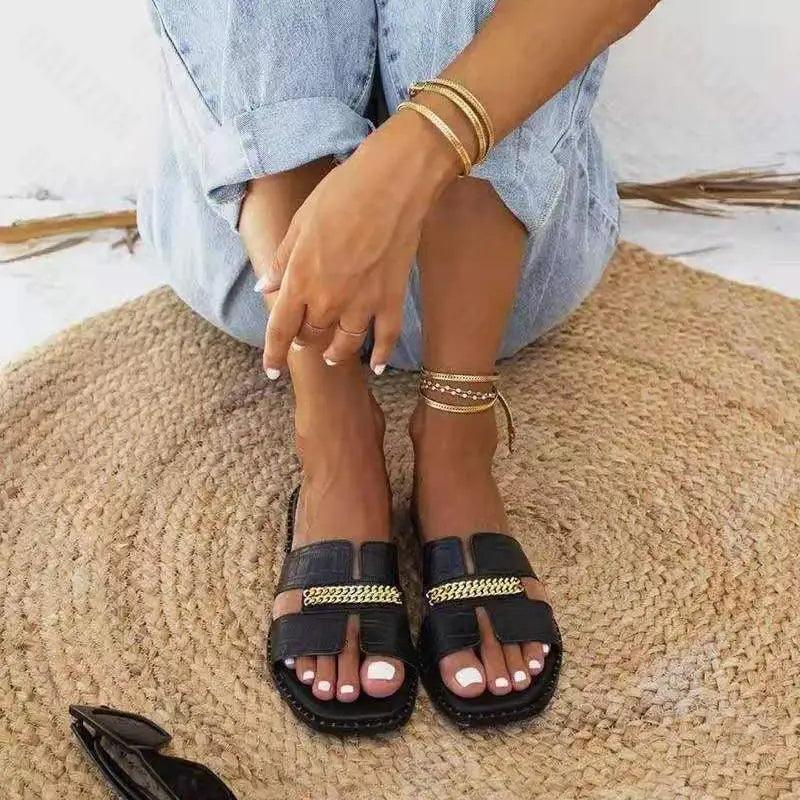 Elegant Black Women Chain Flip Flops Luxury Design Sandal Women Outdoor Slippers Casual Style Sandals