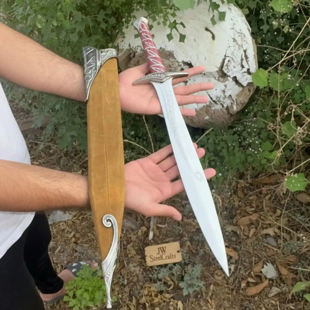 Handmade Elven inspired short sword replica with Reddish Wood Grip and Wooden Sheath