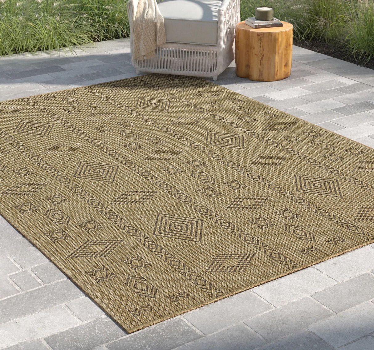 Earth - 2'7" X 7'3" Indoor, Outdoor Area Rug - Jute, Mocha