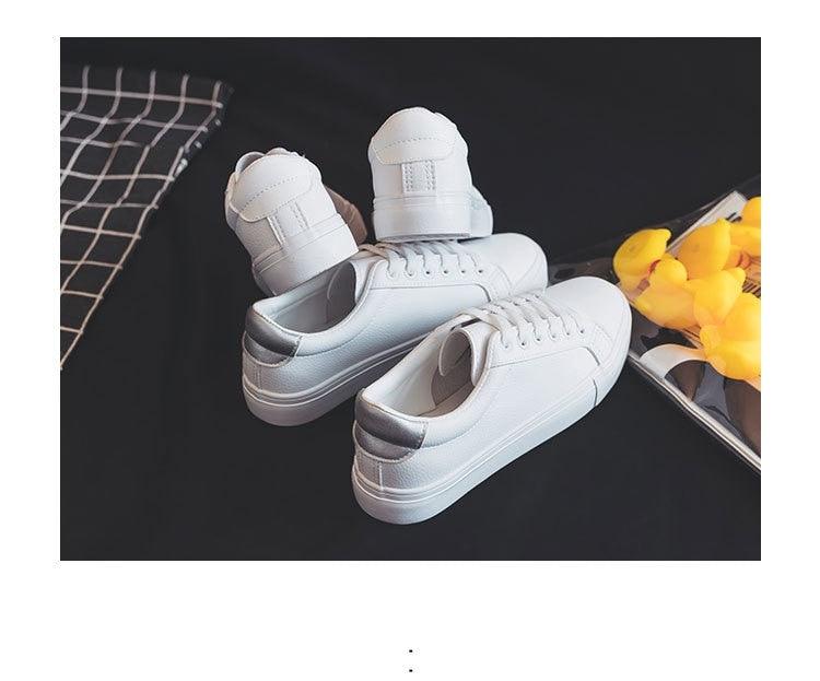 Fashion Women's Vulcanize White Shoes Spring New Casual Classic Leather Women Casual White Sneakers Casual Sports Flat Low Top Sneaker Lace-up Classic Shoes