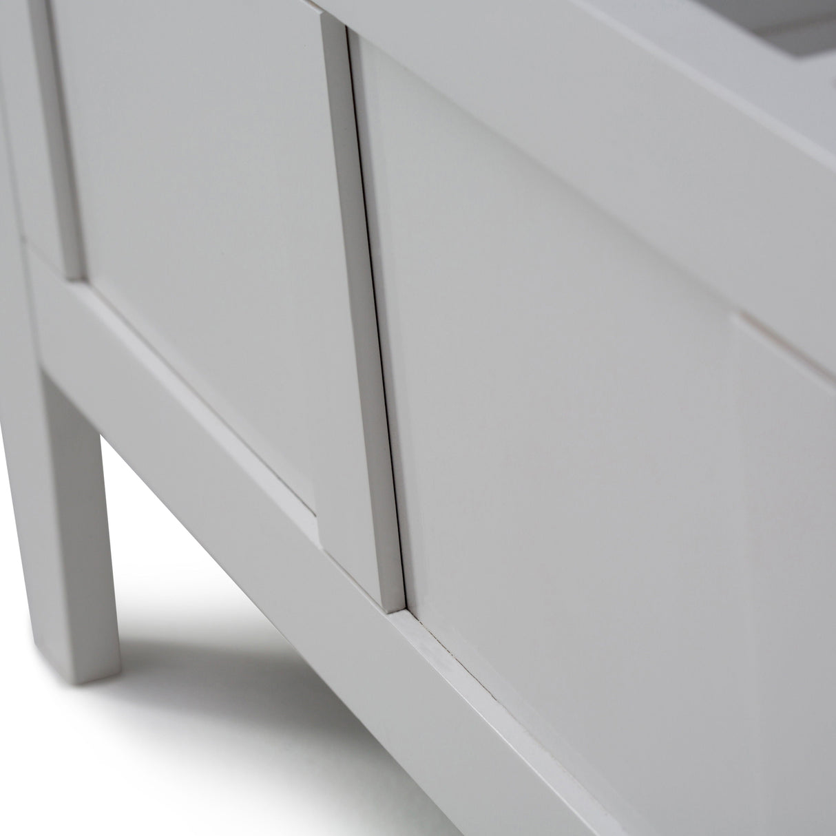 Brooklyn - Handcrafted Entryway Storage Bench by Couch.com