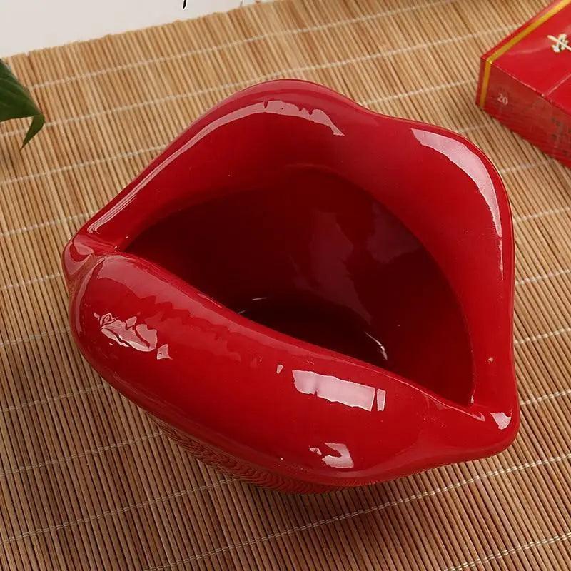 Funny Creative Ceramic Cartoon Lips Ashtray Gift for Home - Trendy Mouth Mini Ashtray for Boyfriend