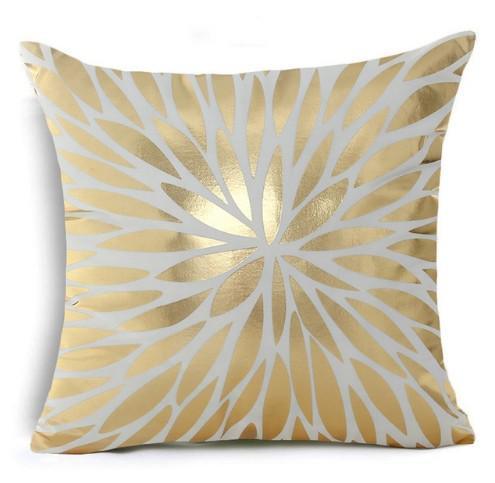 Golden Love Leaves Bronzing Cushion Decorative Pillow Black And Gold Pillow Cover Home Pillowcases Velvet Home Decor Sofa Pillows Cover 45x45CM