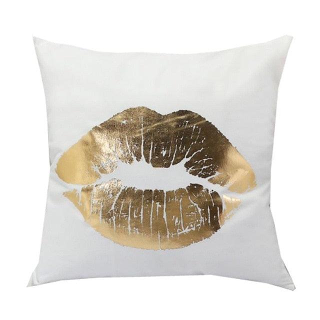 Golden Love Leaves Bronzing Cushion Decorative Pillow Black And Gold Pillow Cover Home Pillowcases Velvet Home Decor Sofa Pillows Cover 45x45CM