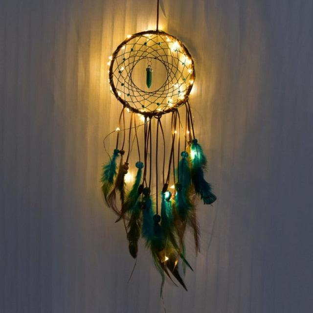 Handmade White Feather Dream Catcher Wind Chimes Hanging Ornaments Ceiling Decor Room Dream Net Hanging Craft Gift Car Ornament Ribbons Feathers Wrapped Lights For Bedroom Decor Wedding Decorations