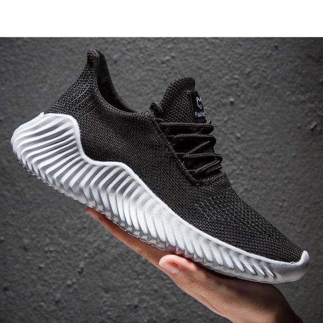 Mens Breathable White Trendy Sneakers Casual Design Light Walking Running Trainers Casual Breathable Mesh Men Running Shoes Walking Sneakers