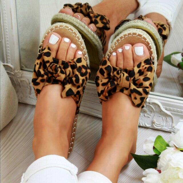 New Women Cute Slippers Open Toe Casual Shoes Outdoor Beach Flops Unisex Cute Soft Sole Indoor Bedroom Slippers Beautiful Comfort Slip-On House Shoes Spa Sandals For Indoor Outdoor Anti-Skid Sole