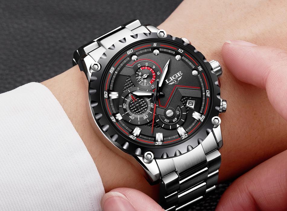 Men's Watch With Chronometers Day Display And Fluorescent Hands Unique Design Excellent Gift