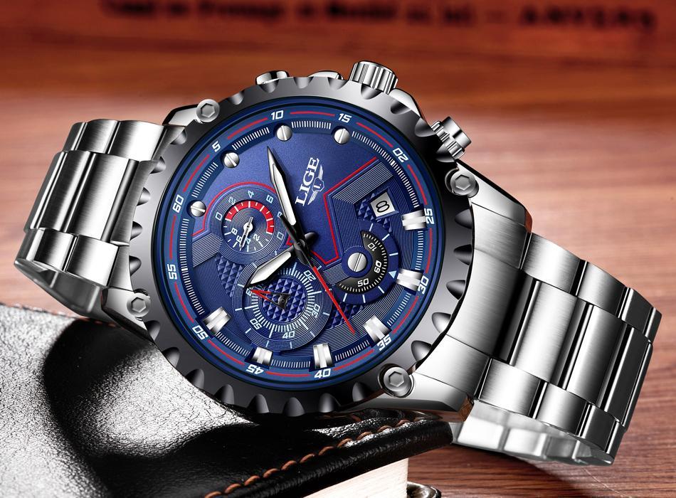 Men's Watch With Chronometers Day Display And Fluorescent Hands Unique Design Excellent Gift