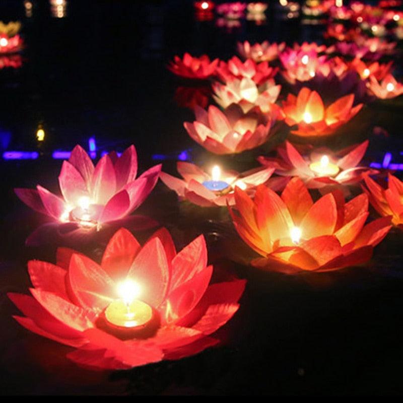 Romantic Lotus Lamps Wishing Water Floating Candle Light Birthday Wedding Party Decoration Lotus LED Candle Floating Candle Lights Up When It Meets Water Battery Powered Flameless Candle Light Waterproof Night Light For Festival Wedding Home Garden Pond