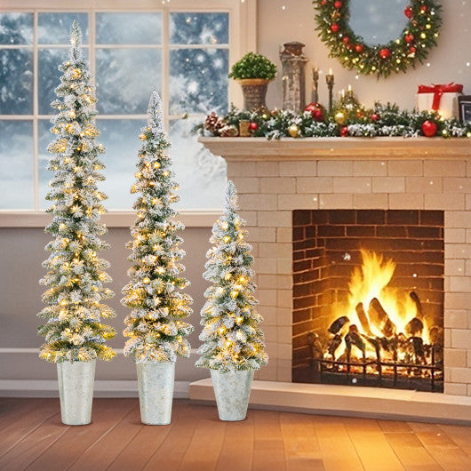 Set of 3 Pre-Lit Snow Flocked Artificial Christmas Trees witrh 423 Branch Tips