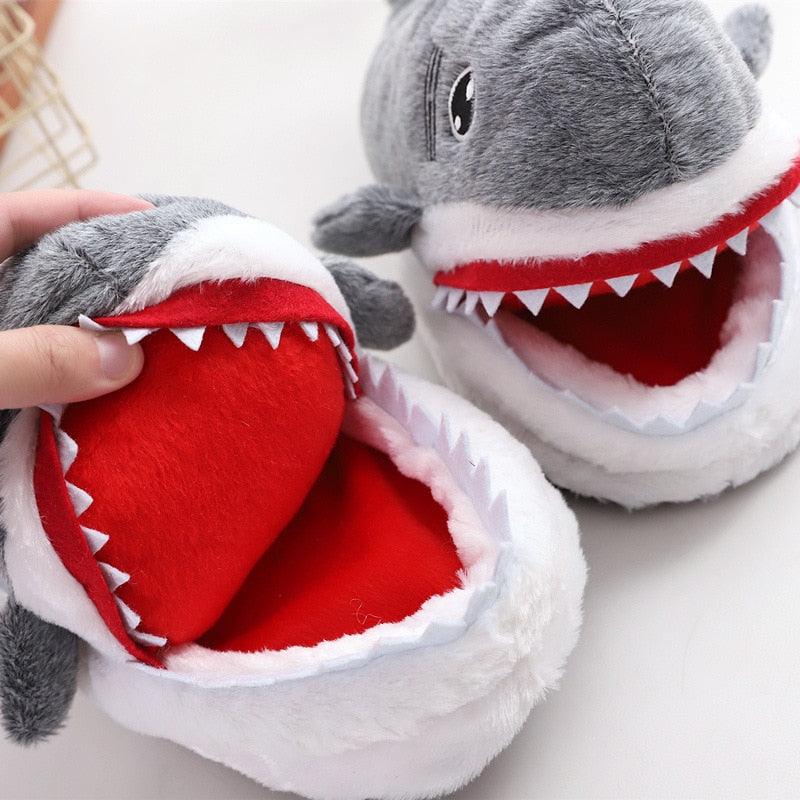 Shark Funny Shoes Girls Indoor Slippers Home Shoes Fashion Plush Warm Slippers Women Winter Cute Shark Cozy Women Slippers With Funny Face Memory Foam Non-Slip Rubber Sole Soft Slip On Home Shoes