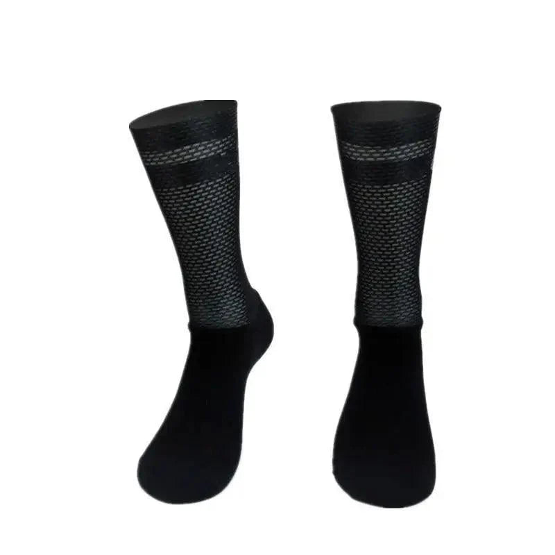 Simple Modern Design Anti Slip Silicone Cycling Socks For Men Unique Bicycle Running Socks Lightweight Breathable Sports Socks