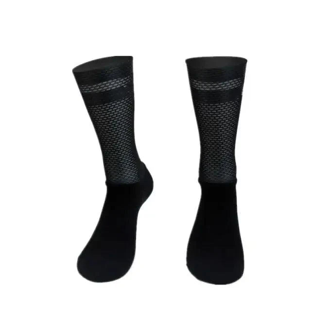 Simple Modern Design Anti Slip Silicone Cycling Socks For Men Unique Bicycle Running Socks Lightweight Breathable Sports Socks
