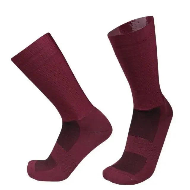 Simple Modern Design Anti Slip Silicone Cycling Socks For Men Unique Bicycle Running Socks Lightweight Breathable Sports Socks