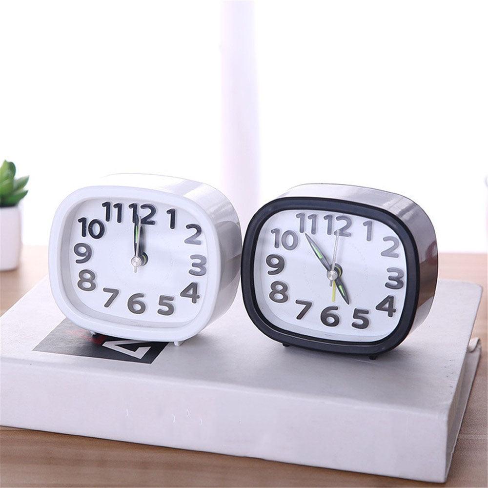 Square Round Small Alarm Clock Snooze Silent Sweeping Wake Up Table Clock Travel Alarm Clock Analog Small Simple Battery Operated Clock Non Ticking Alarm Clock Snooze Light Functions Bedside Table Clock Battery Powered Compact Portable Travel Alarm Clock