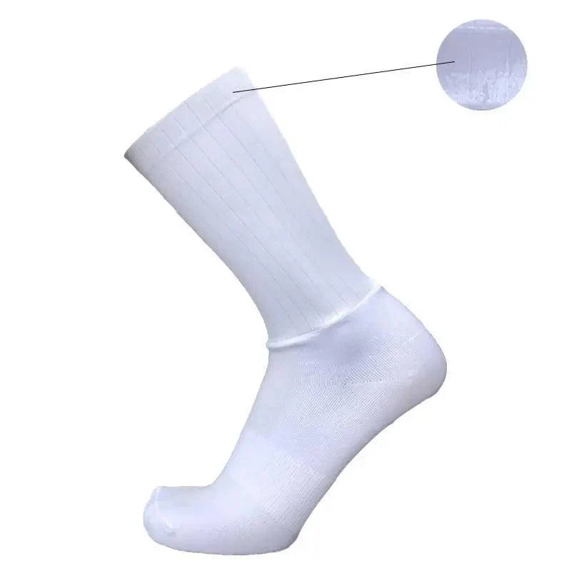 Stylish Summer Breathable Cycling Socks For Men Anti Slip Seamless Sports Cycling Socks For Men Modern Design Running Sports Socks