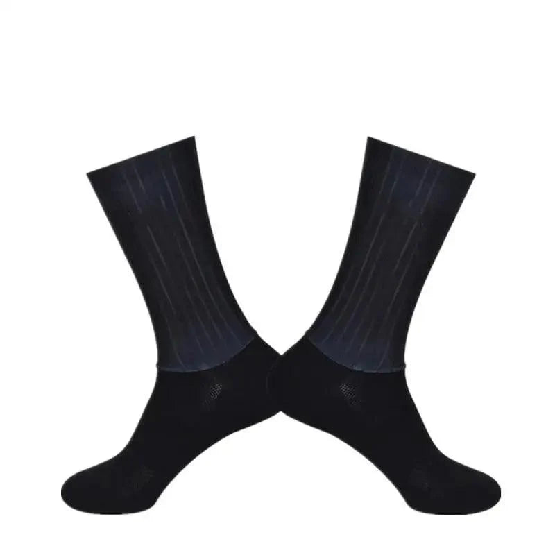 Stylish Summer Breathable Cycling Socks For Men Anti Slip Seamless Sports Cycling Socks For Men Modern Design Running Sports Socks