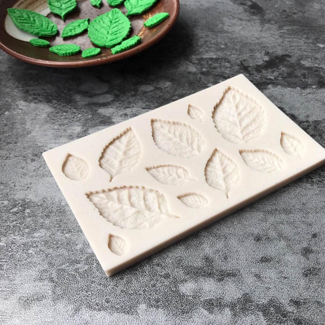 Tree Leaf Mold Silicone Fondant Cake Decorating Tools Chocolate Baking Mould 3D Sugarcraft Homemade Bakeware 3D Leaf Silicone Mold For Chocolate Candy Sugar Craft Cake Decoration Cupcake Decoration